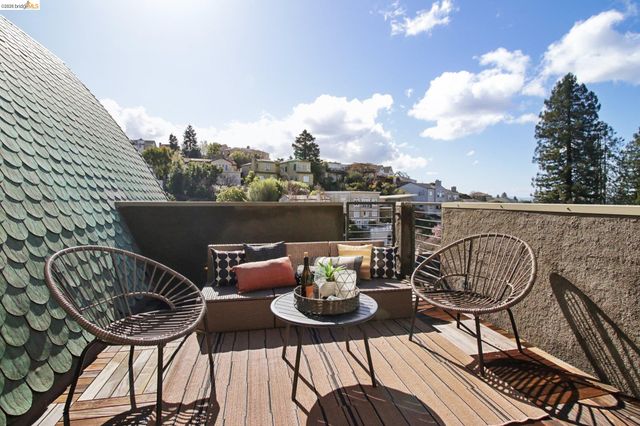 6356 Broadway Ter, Oakland, CA 94618