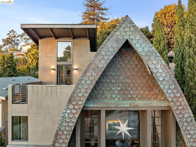 6356 Broadway Ter, Oakland, CA 94618