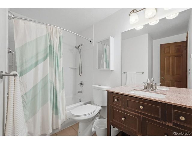 3255 Yarrow Ct, Wheat Ridge, CO 80033