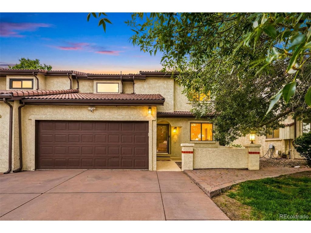 3255 Yarrow Ct, Wheat Ridge, CO 80033