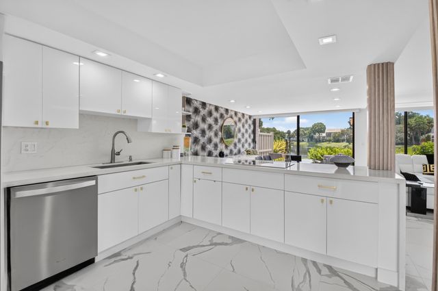 602 Bridgewood Drive, Boca Raton, FL 33434