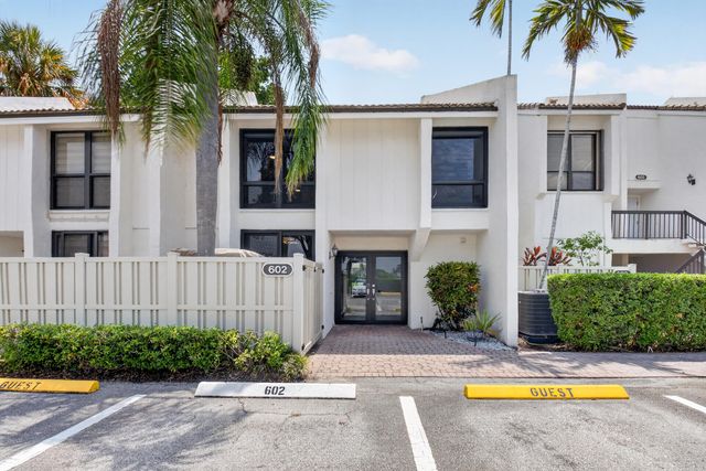 602 Bridgewood Drive, Boca Raton, FL 33434
