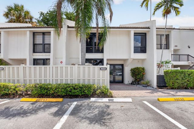602 Bridgewood Drive, Boca Raton, FL 33434