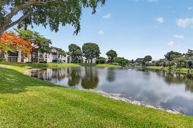 602 Bridgewood Drive, Boca Raton, FL 33434