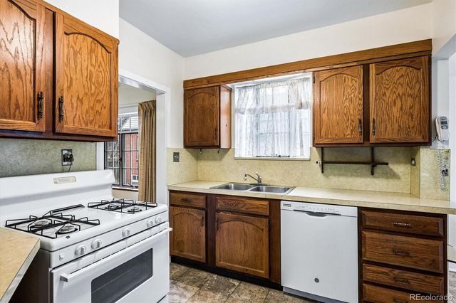 1235 Grape Street, Denver, CO 80220