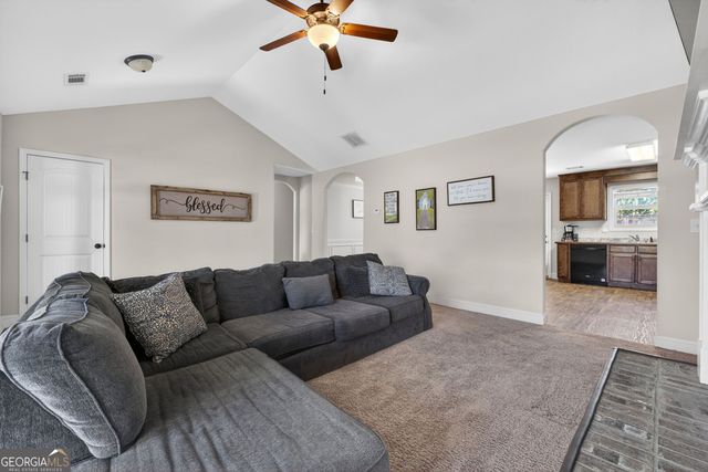 138 Brookside Drive, Lula, GA 30554