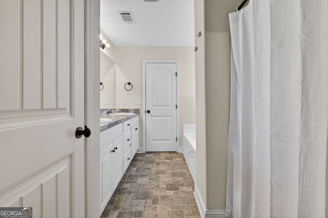 138 Brookside Drive, Lula, GA 30554