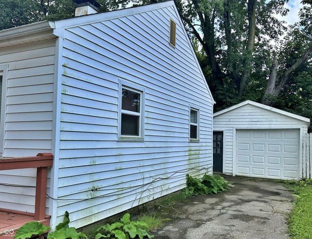 2230 N Goodlet Avenue, Indianapolis, IN 46222