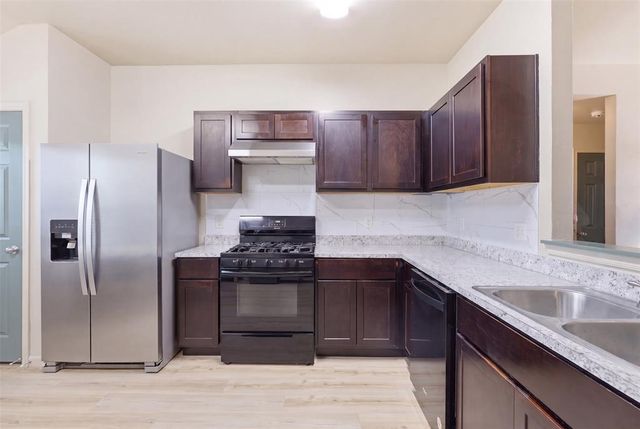1225 Ironstone Drive, Noble, OK 73068