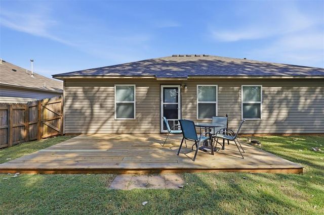 1225 Ironstone Drive, Noble, OK 73068