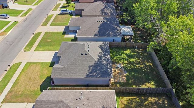 1225 Ironstone Drive, Noble, OK 73068