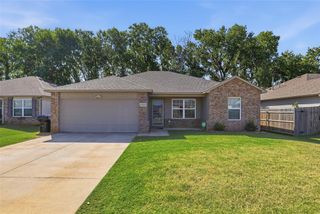 1225 Ironstone Drive, Noble, OK 73068