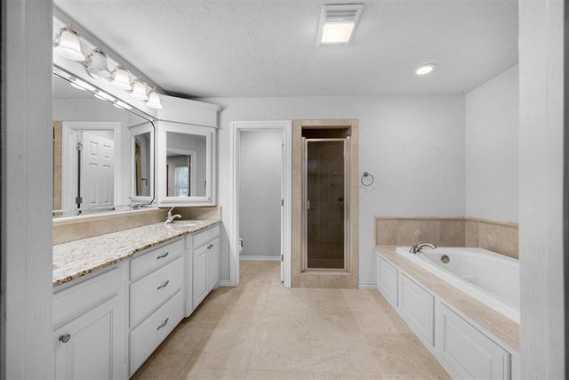 1622 NW 36th St, Lawton, OK 73505