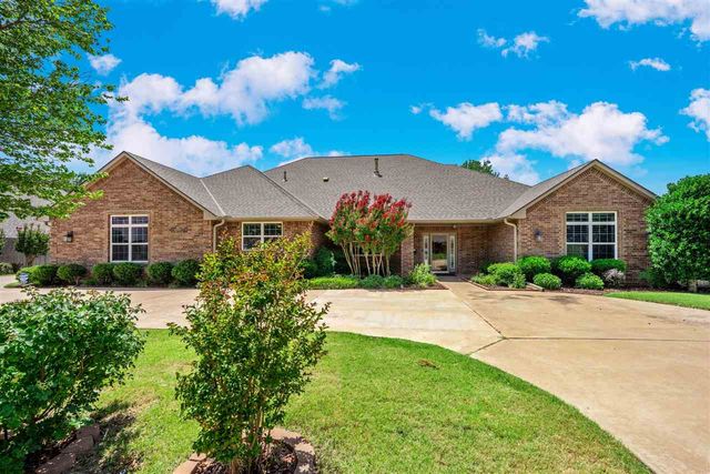 1622 NW 36th St, Lawton, OK 73505
