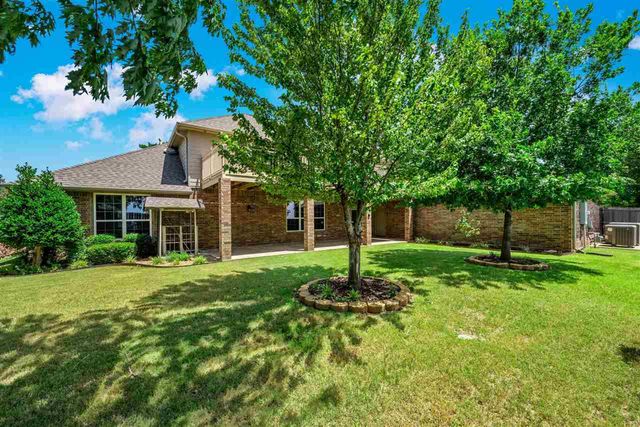 1622 NW 36th St, Lawton, OK 73505