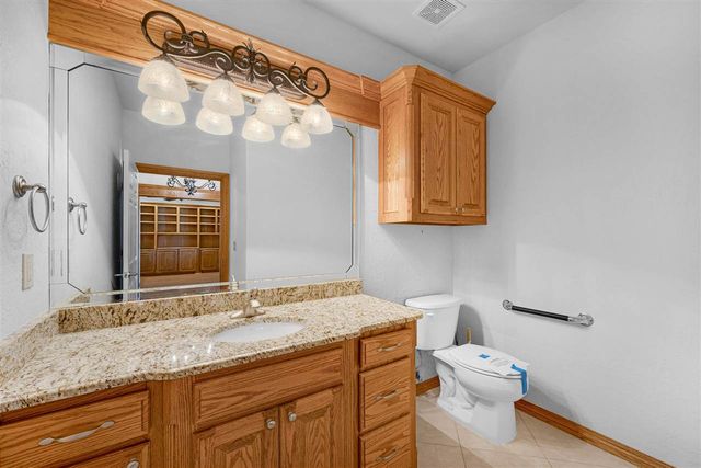 1622 NW 36th St, Lawton, OK 73505