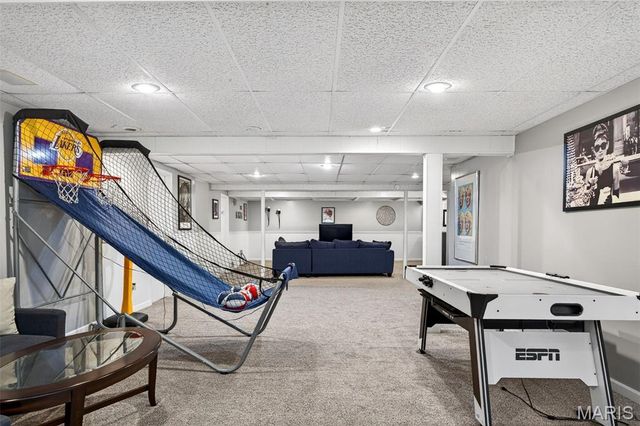 909 Dutch Mill Drive, Ballwin, MO 63011