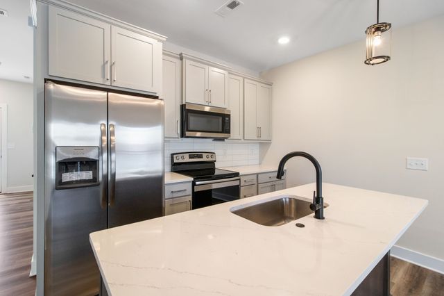 160 Excell Rd Unit H, Clarksville, TN 37043