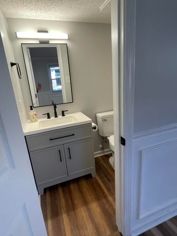 415 Parkdale Drive 8f, Charleston, SC 29414