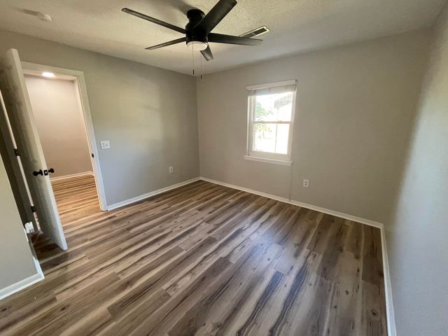 415 Parkdale Drive 8f, Charleston, SC 29414