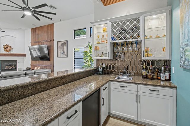 2184 W WEATHERBY Way, Chandler, AZ 85286