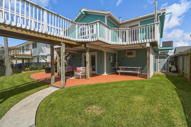 1078 Redfish Street, Bayou Vista, TX 77563
