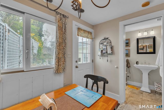 62 West Main Street, Groton, CT 06355