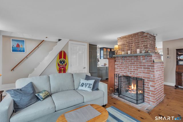 62 West Main Street, Groton, CT 06355