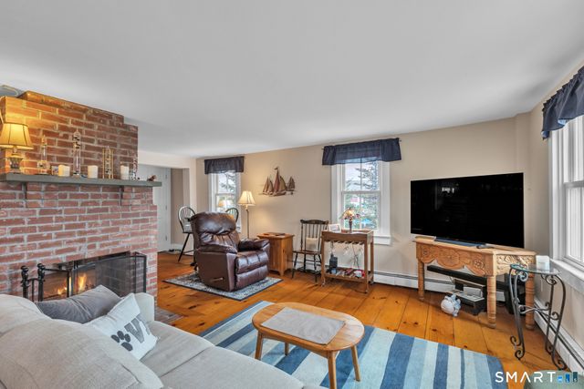 62 West Main Street, Groton, CT 06355