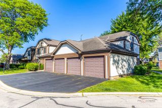 369 Southbury Court D2, Schaumburg, IL 60193