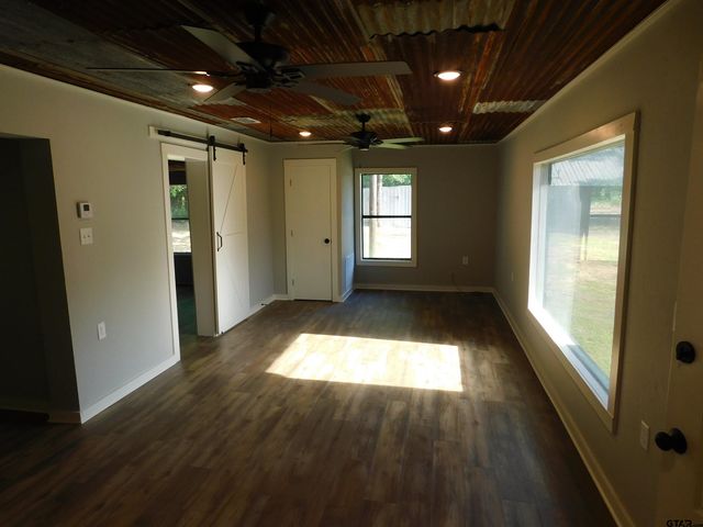 3818 fm 312, Winnsboro, TX 75494