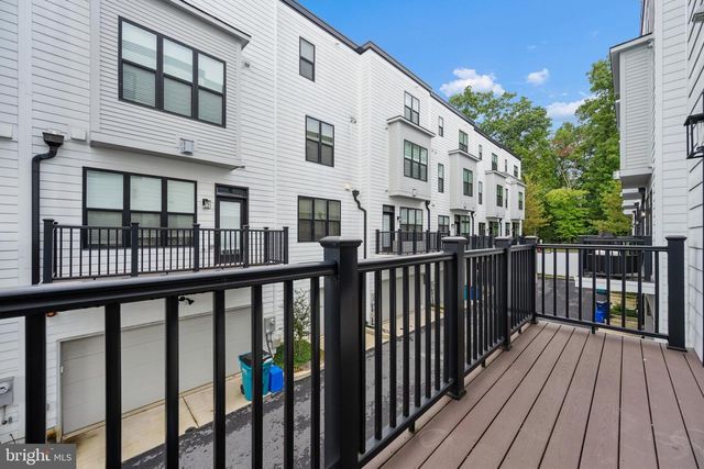 11344 EMERALD PARK RD, Potomac, MD 20854