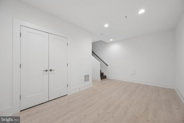 11344 EMERALD PARK RD, Potomac, MD 20854