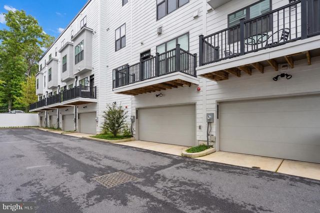 11344 EMERALD PARK RD, Potomac, MD 20854