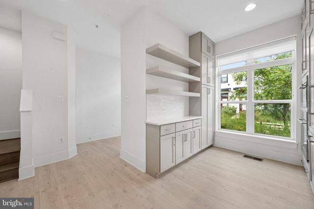11344 EMERALD PARK RD, Potomac, MD 20854