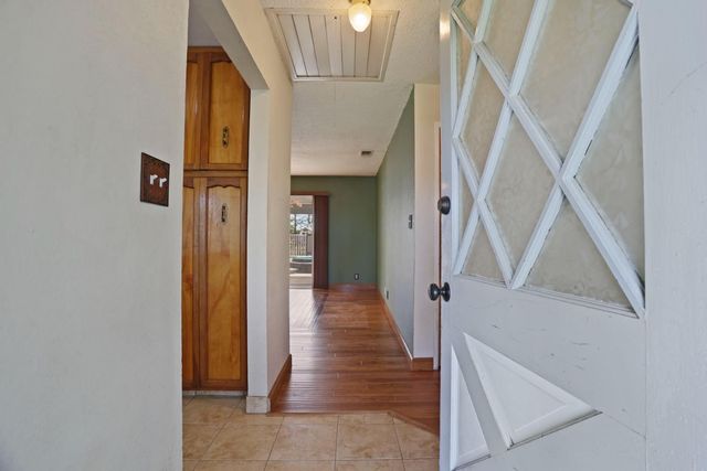 4592 W Woodbridge Rd, Lodi, CA 95242