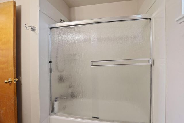 4592 W Woodbridge Rd, Lodi, CA 95242