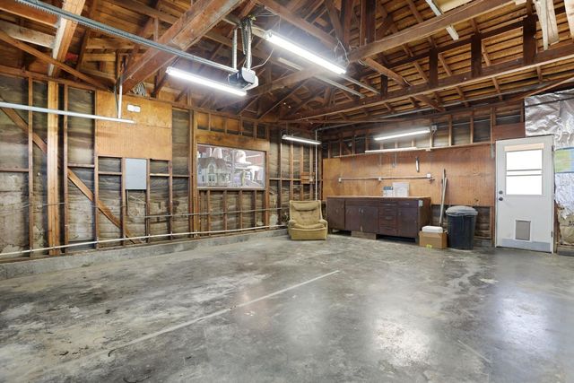 4592 W Woodbridge Rd, Lodi, CA 95242