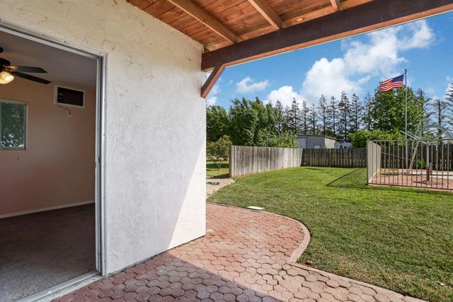 4592 W Woodbridge Rd, Lodi, CA 95242