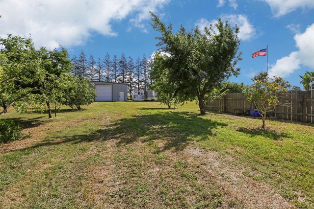 4592 W Woodbridge Rd, Lodi, CA 95242