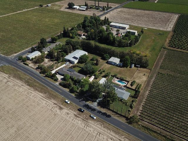 4592 W Woodbridge Rd, Lodi, CA 95242