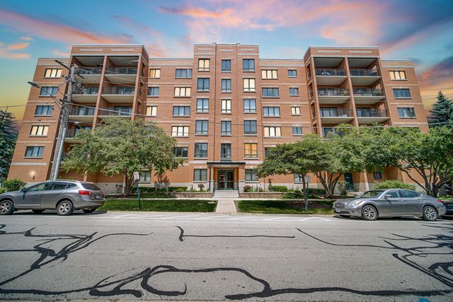1636 Ashland Avenue 209, Des Plaines, IL 60016