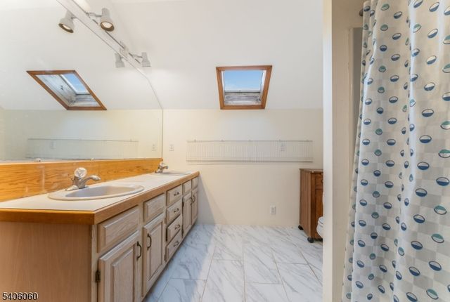 863 County Road 519, Kingwood Twp., NJ 08825