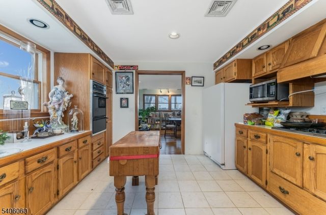 863 County Road 519, Kingwood Twp., NJ 08825