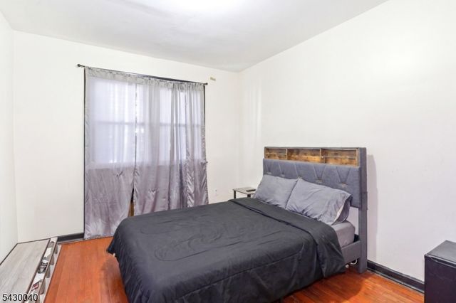 36 Kenmore Ave, Newark City, NJ 07106
