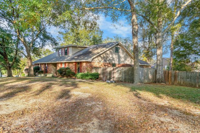 103 Wellington, Hattiesburg, MS 39402