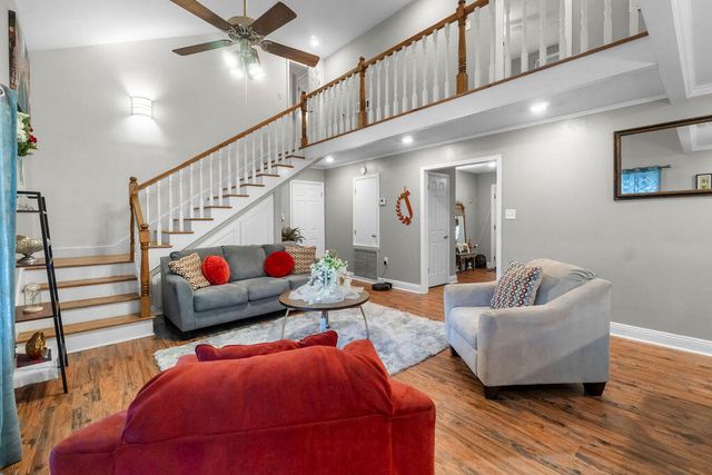 103 Wellington, Hattiesburg, MS 39402