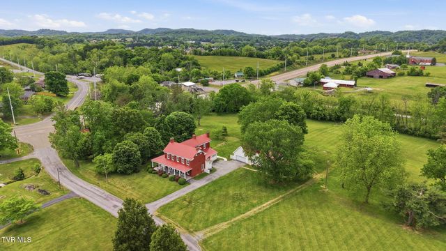 240 Maplehurst Lane, Bluff City, TN 37618