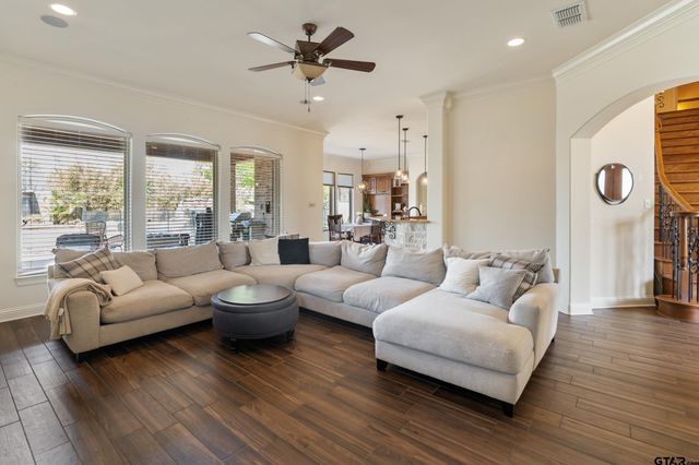 1509 Cooks Xing, Tyler, TX 75703