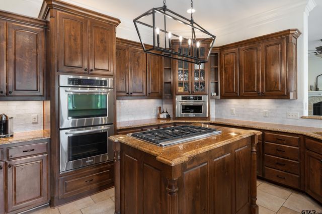 1509 Cooks Xing, Tyler, TX 75703